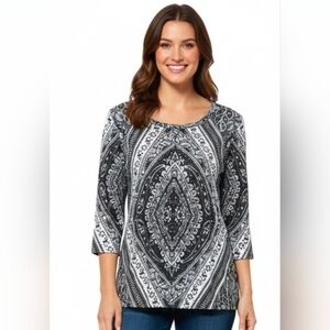 Kiara Black and White 3/4 Sleeve Patterned Women's Top